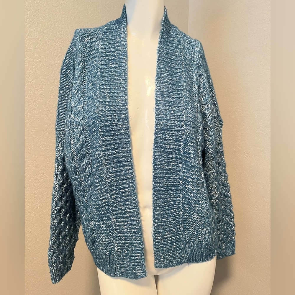 CAbi Women’s Blue/ White Astral Open Front LS Cable Knit Cardigan SweaterSize XS - Picture 3 of 13